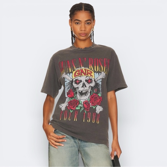 Guns N' Roses Women’s Graphic Band Tee in Washed Black | Size Small - Picture 4 of 4